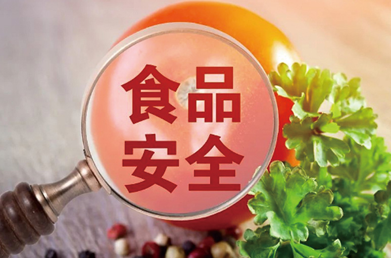 剛曝“鼠頭鴨脖”后，又現(xiàn)絕味鴨脖中的“手套”